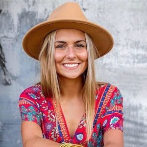 Meet your Posher, Sydney